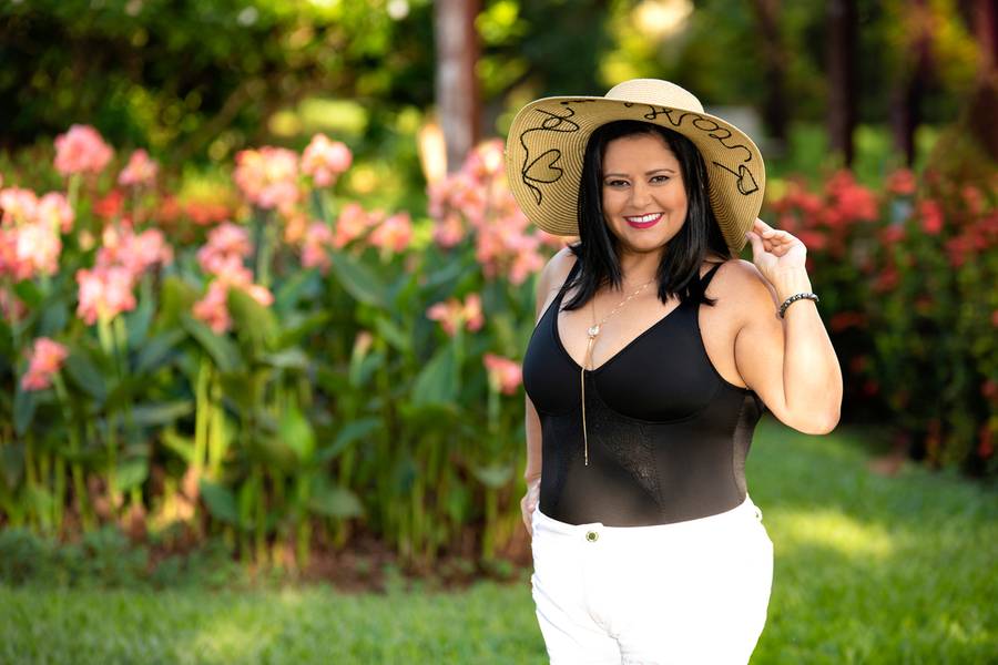 ensaio feminino de Neila Machado