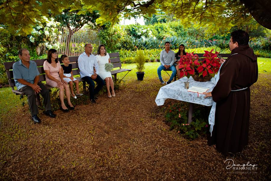 Casamento de Bodas de Prata de Idênia e Família...