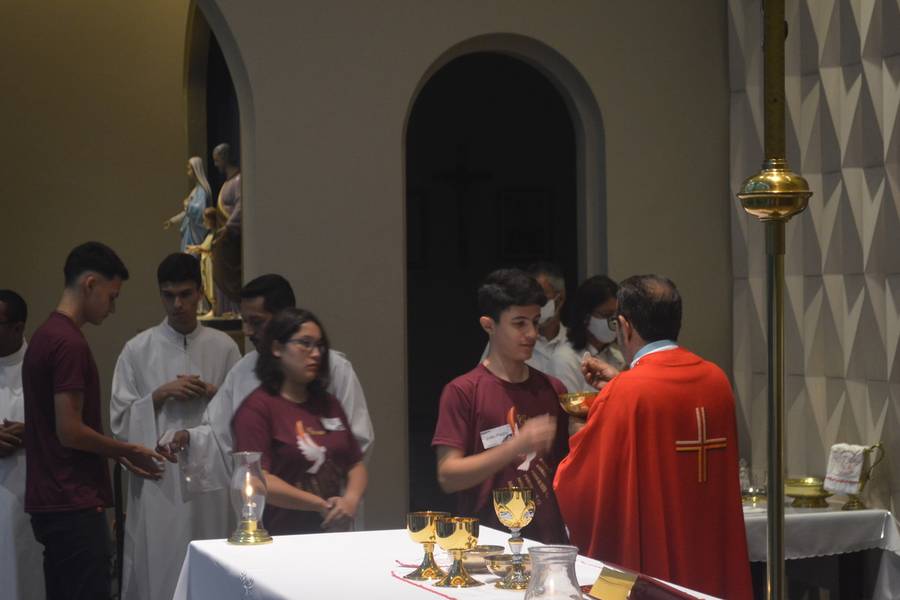 Fotografia Religiosa de CRISMA 2022 - Primeira Eucaristia Jovens 