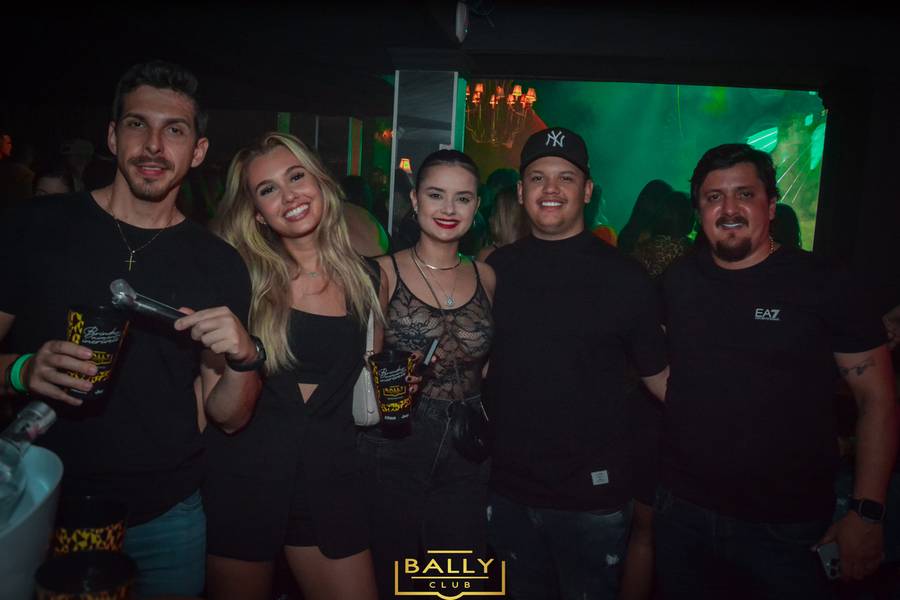 BALLY HOUSE  de AFTERDE CARNAVAL 17/02