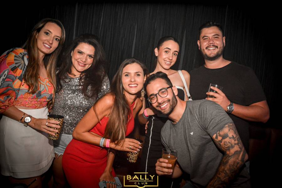BALLY HOUSE  de ESQUENTA DE CARNAVAL BALLY 