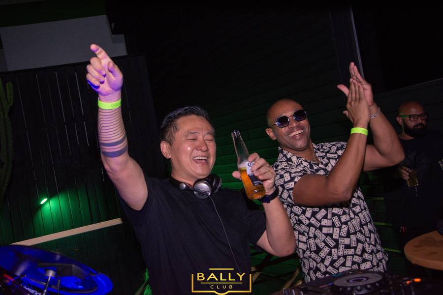 SUNSET de BALLY CLUB 24/03