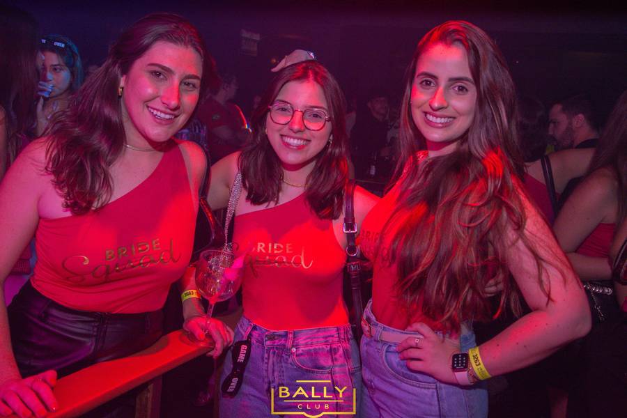 BALLY HOUSE  de BALLY CLUB 