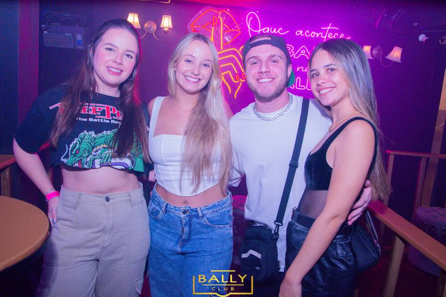 BALLY HOUSE  de SEXTOU NA BALLY 