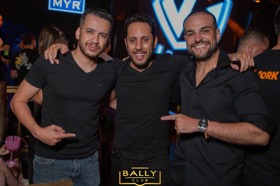 BALLY HOUSE  de SEXTOU NA BALLT 