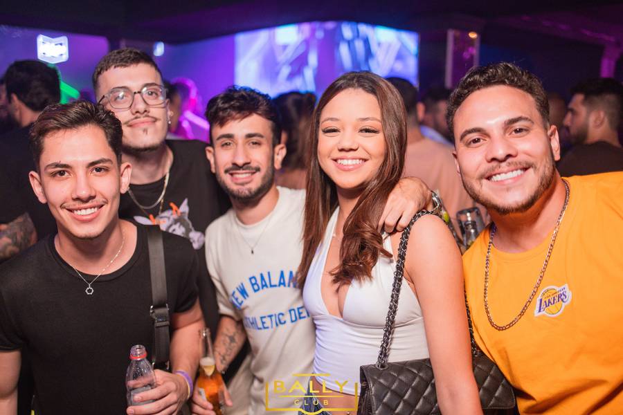 BALLY SERTANEJO de SABADOU NA BALLY  