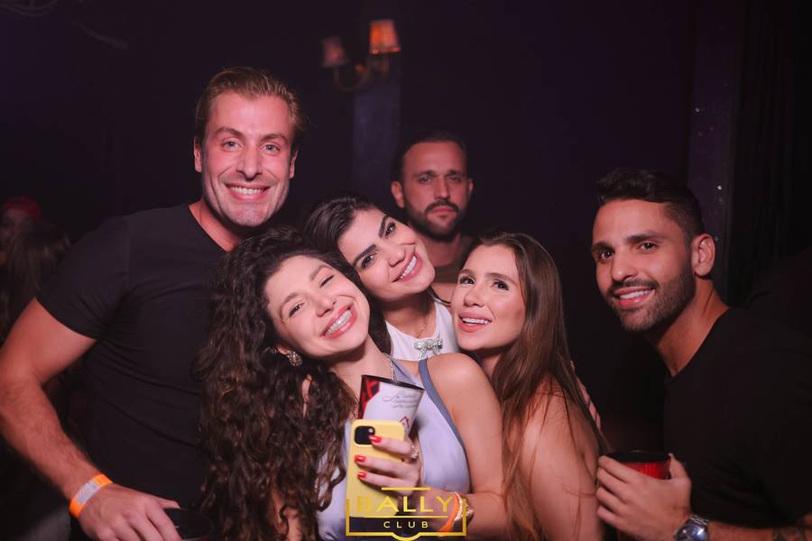 BALLY HOUSE  de SEXTOU 