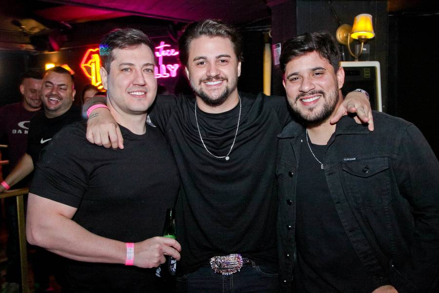 BALLY SERTANEJO de SEXTOU NA BALLY 