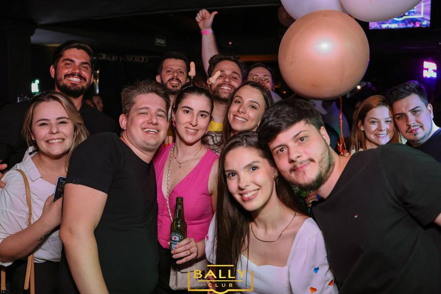 BALLY HOUSE  de SABADOU NA BALLY 