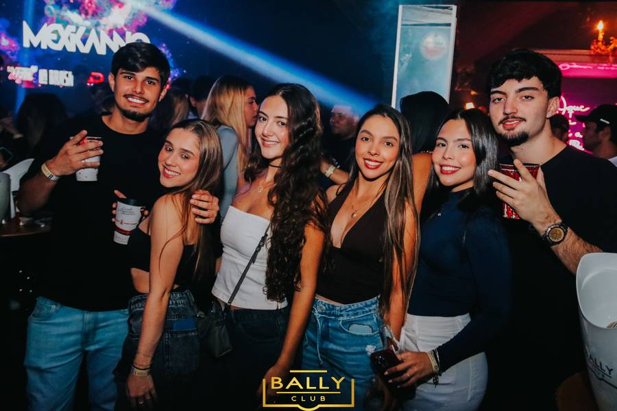 BALLY HOUSE  de QUINTOU NA BALLY