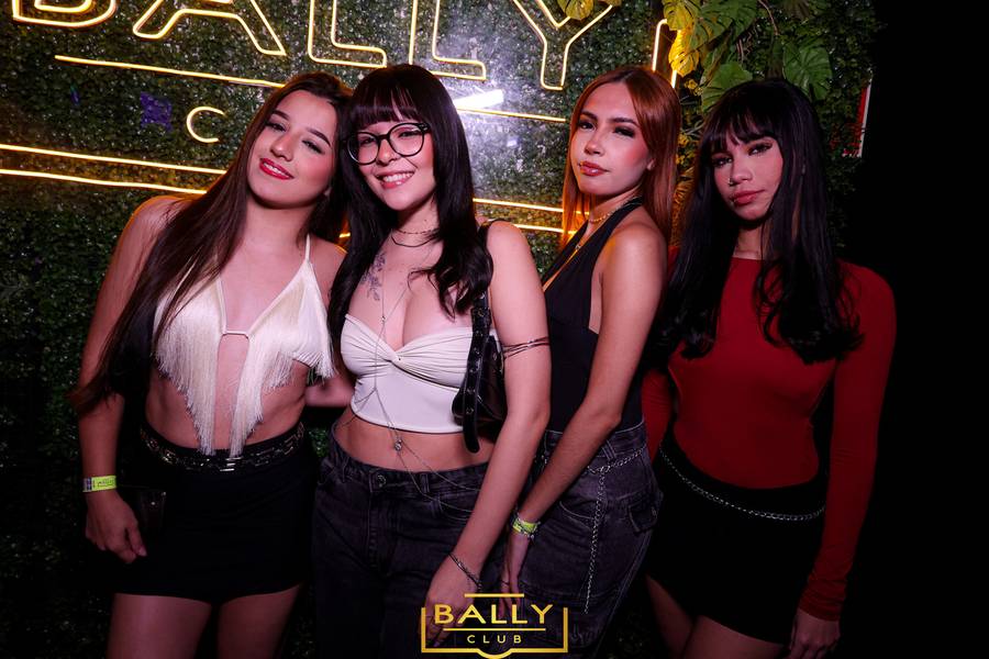 BALLY SERTANEJO de SABADOU NA BALLY 04/07