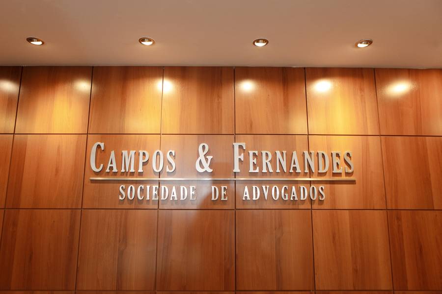 Retrato Profissional de Campos & Fernandes - Sociedade de Advogados