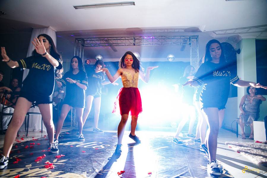 Debutante de Debutante | Lis Amaral