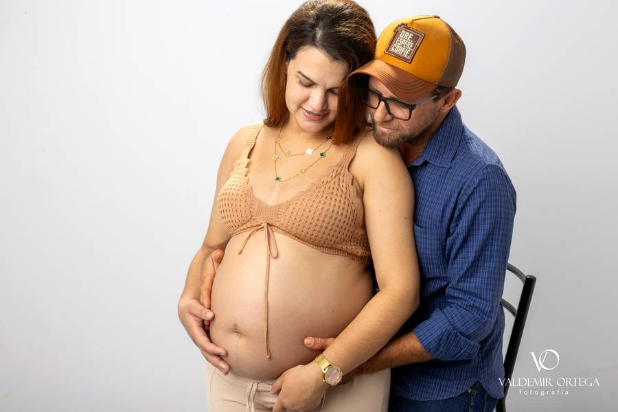 Gestantes de Jéssica e Eliezer a espera de Ravi