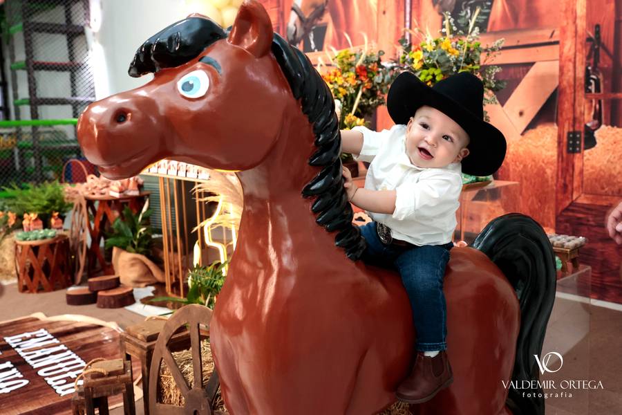 Aniversários de Emanuel 1* Ano