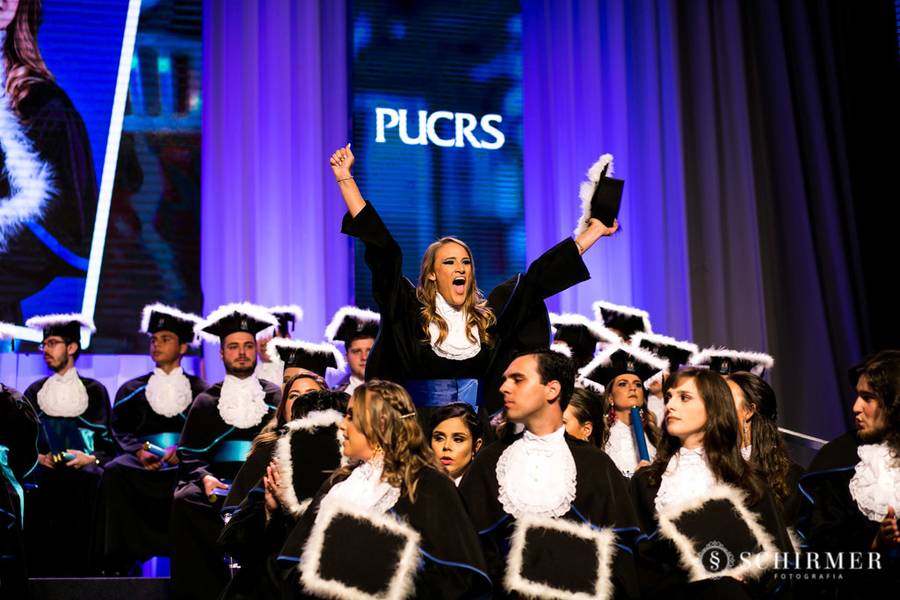 FORMATURA de FORMATURA KERSTIN CREUTZBERG PUCRS