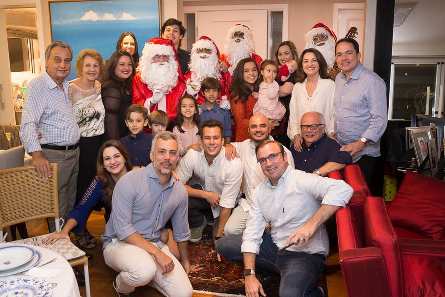 Famílias de Natal em família
