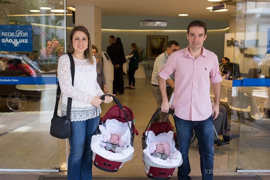 Famílias de Despedida da UTI da Beatriz e Julia