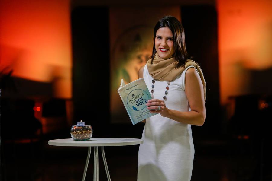 EVENTOS CORPORATIVOS de Vernissagem - Daniela Ribeiro