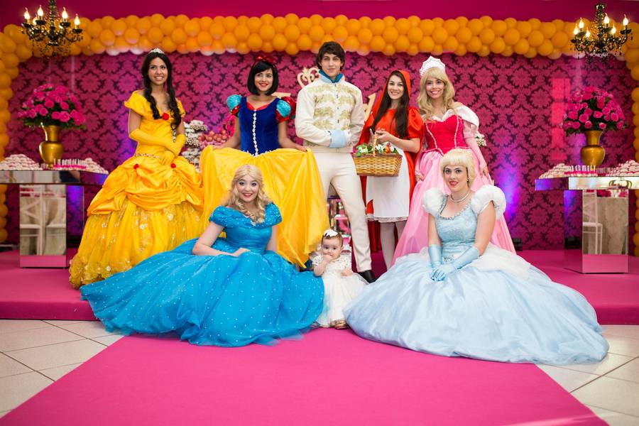 Aniversário de Emanuela - 1º Ano - Princesas