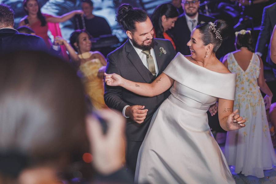 Casamento de O Sim de Layla e João: Casamento Clássico no Mosteiro de São Bento e Festa no Royal Gourmet