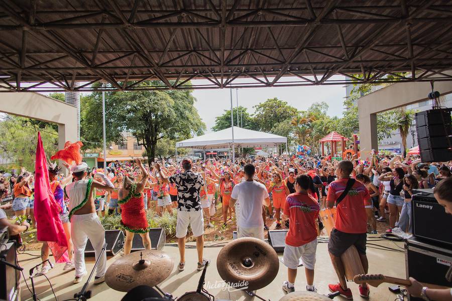 Evento de DESFILE DO BLOCO PEQUENA EVA 2023 - @VICTORATAIDE