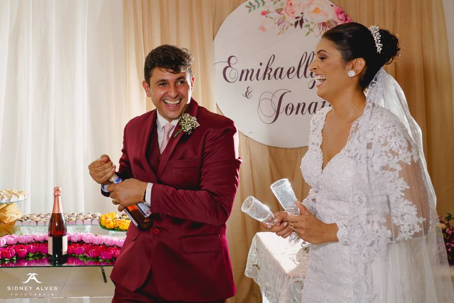 Casamentos de Emikaelly e Jonatas