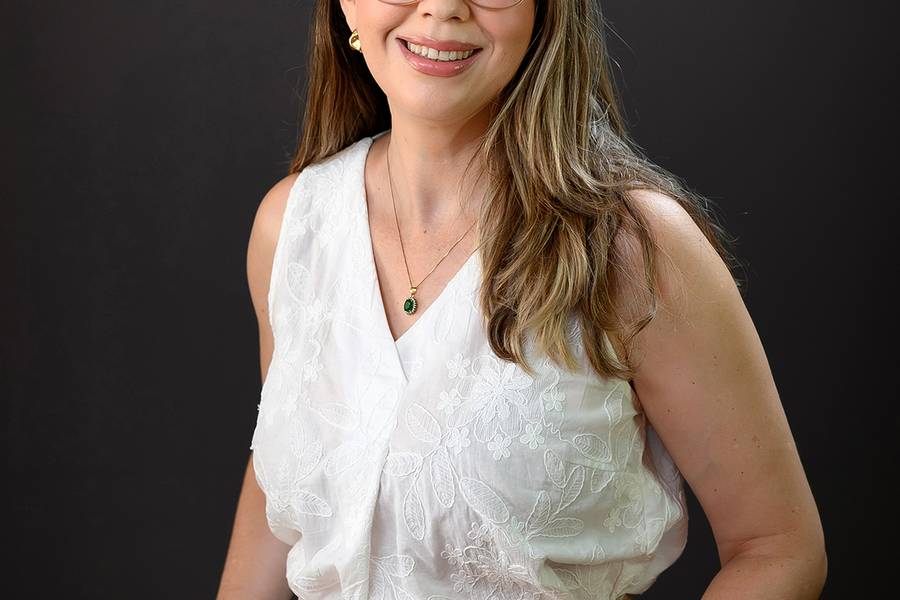 ESTÚDIO de DRA. ALISE ANDREIA FORMENTI - Retrato Profissional