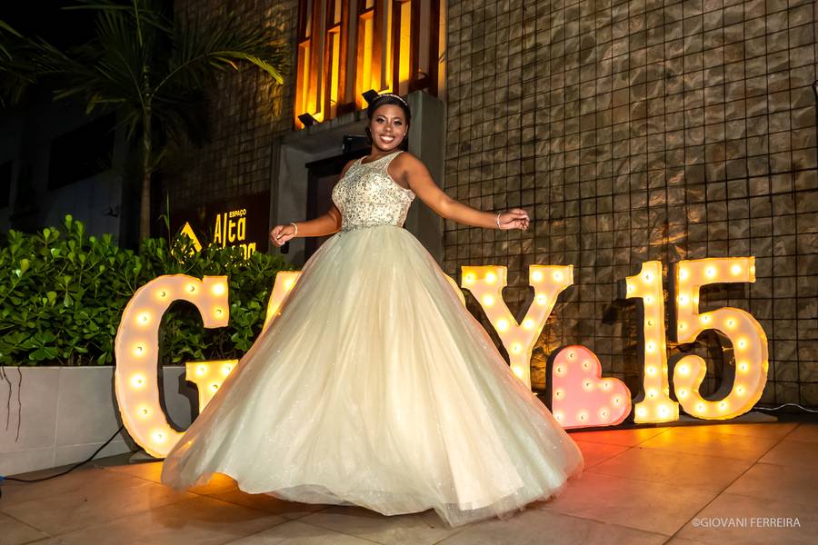 15 ANOS de 15 Gaby Tibiriça