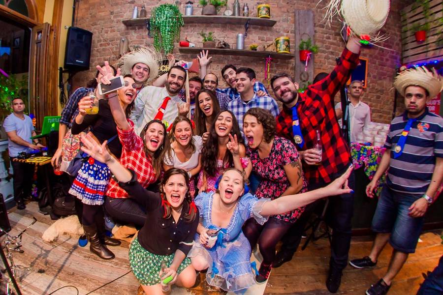 evento de Festa Junina da HUGE