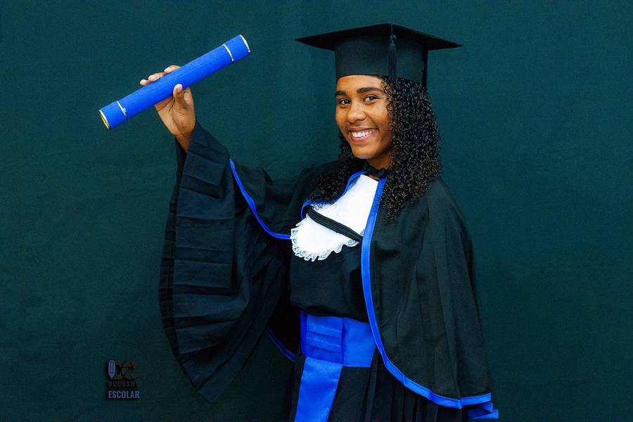 Formatura de Fotos com Beca - Escola João Fernandes de Lima