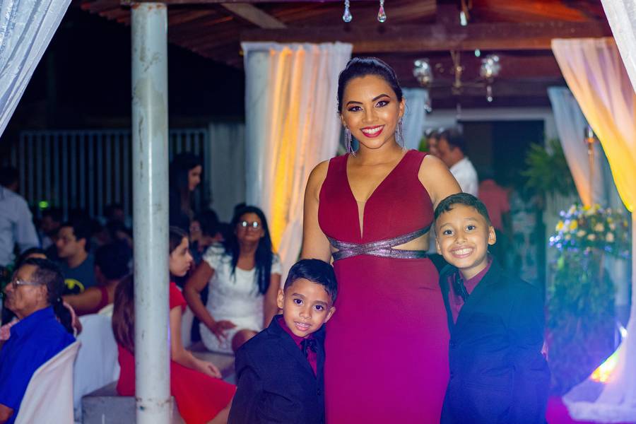 Formatura de Ana Paula - Formando da Escola Renato Fonseca