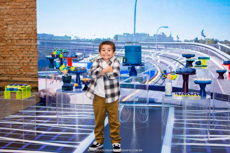 Festa Infantil de BERNARDO 5 ANOS - Festa Test Track