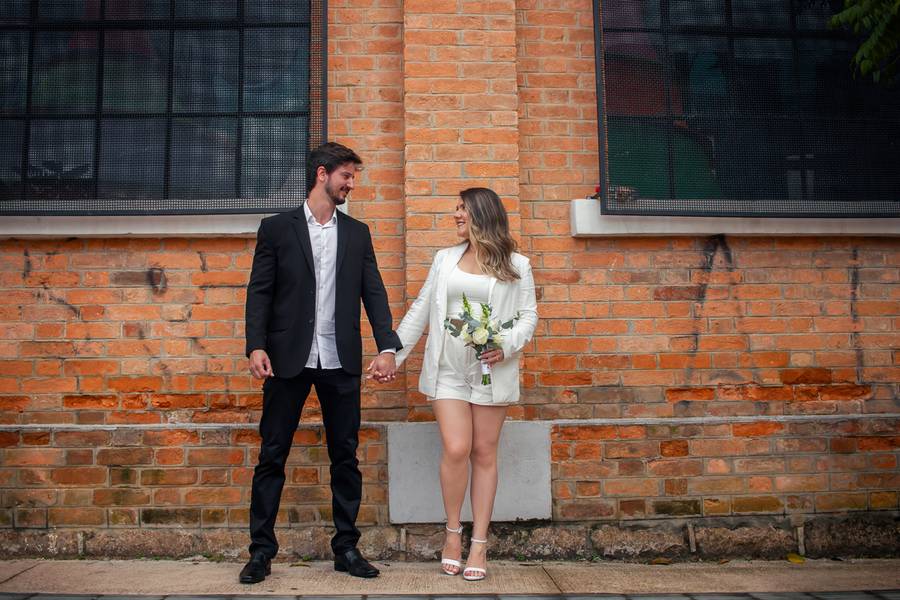 Casal de Casamento Civil em Jundiaí - Fotografias que Contam uma História de Amor