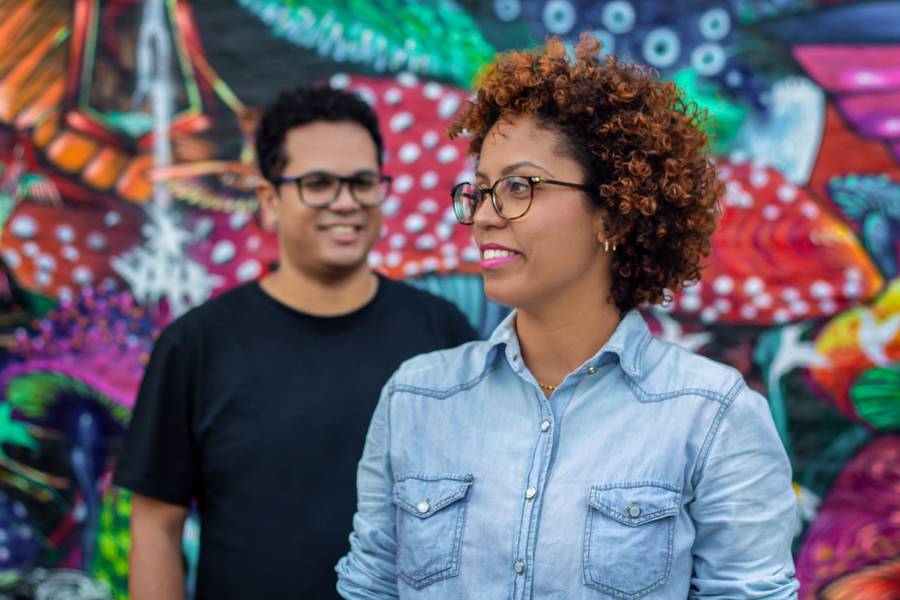 Casal de ENSAIO PRÉ-WEDDING  NO BECO DO BATMAN