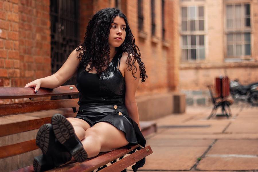 Ensaio de 15 anos de Ensaio de 15 Anos da Mel no Complexo Fepasa: Dois Looks Incríveis em Cenários Deslumbrantes