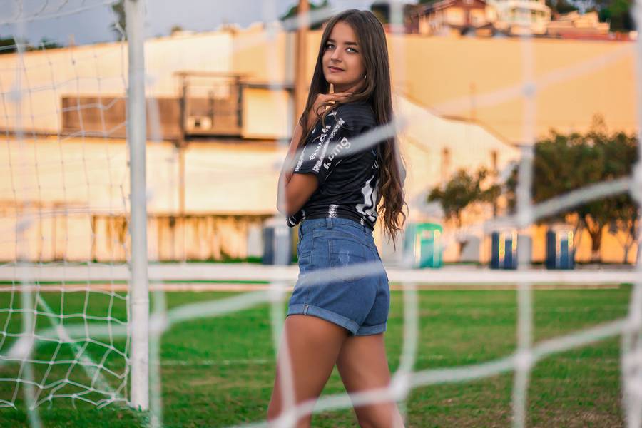 Ensaio de 15 anos de Ensaio de 15 Anos: Nicolly Celebra sua Paixão pelo Futebol em Campo Limpo Paulista