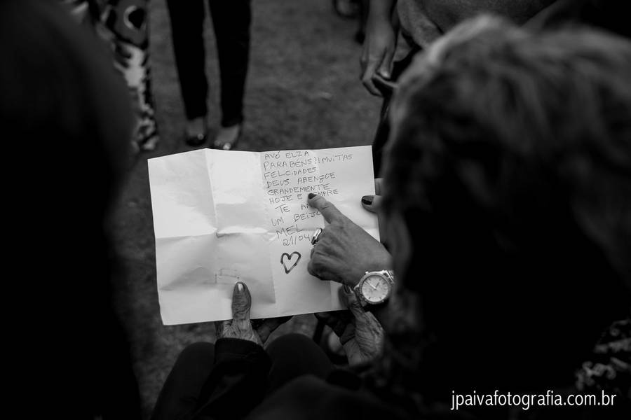 Aniversário de Aniversário 100 anos Elza