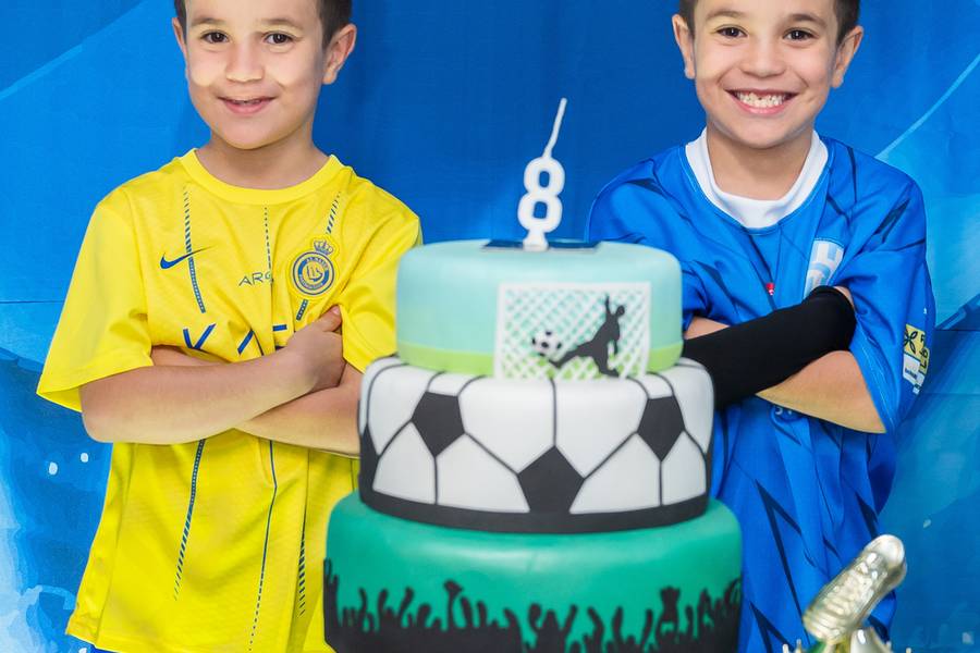 Aniversários de Nicolas e Vitor 8 anos