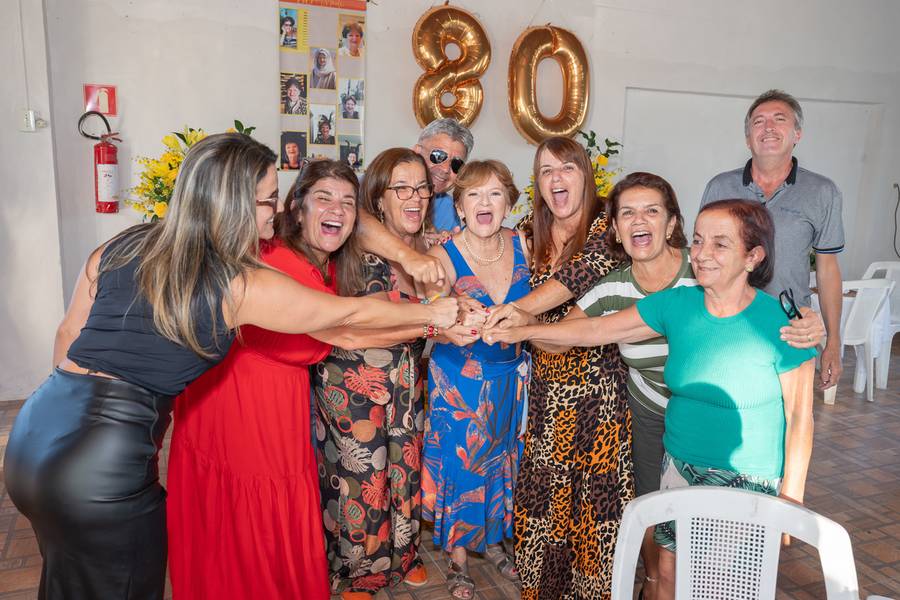 Aniversários de Marli 80 anos