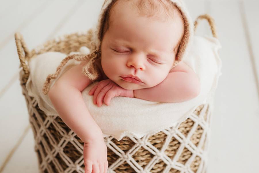 Newborn de Baby girl