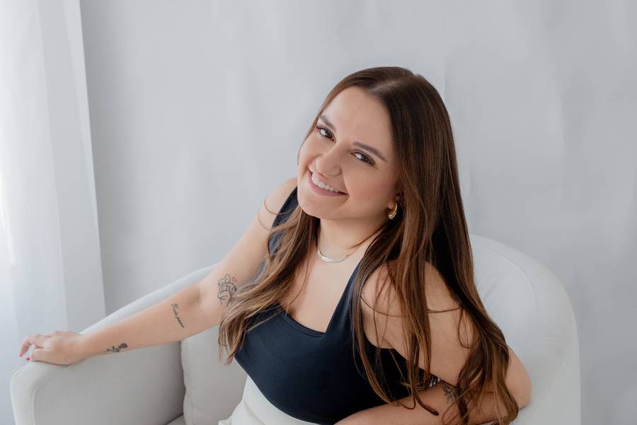 FEMININO de Laura | Feminino