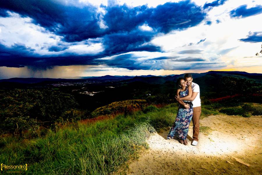 Casal  de Thafarel e Ana