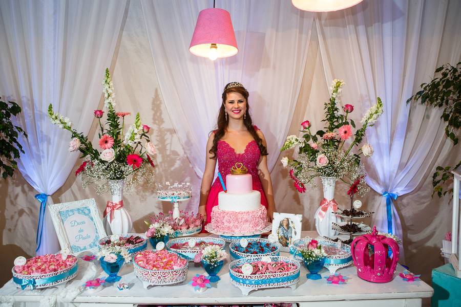 15 anos de Paola Alves