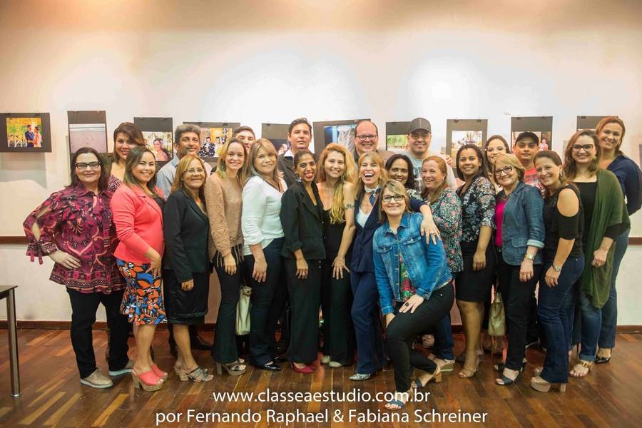 Exposições Fotograficas de Exposição Fotográfica “O casamento dos sonhos” para celebrar o Dia Mundial da Fotografia na livraria Saraiva do Shopping Recife.