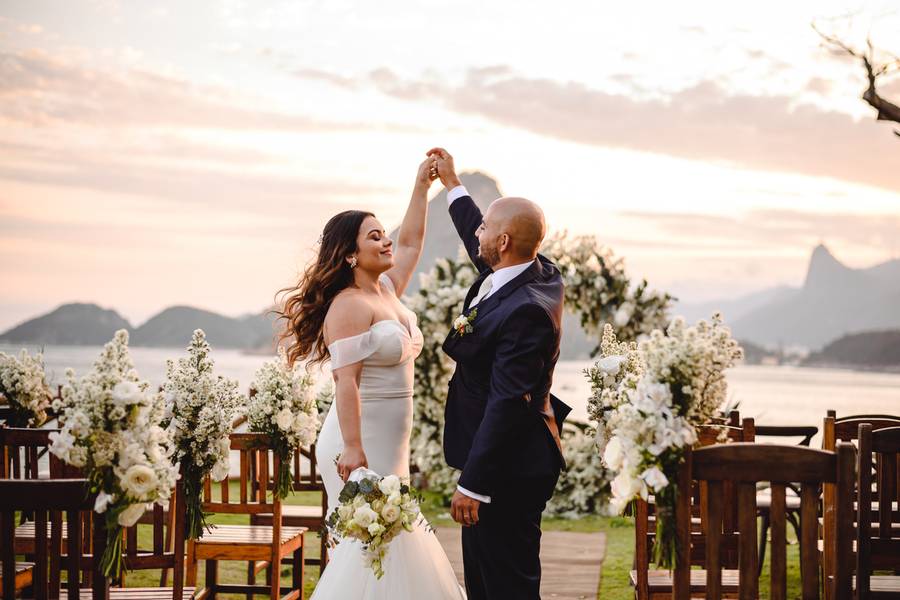 Casamento de Casamento no Zéfiro Eventos Niterói / Monica & Victor