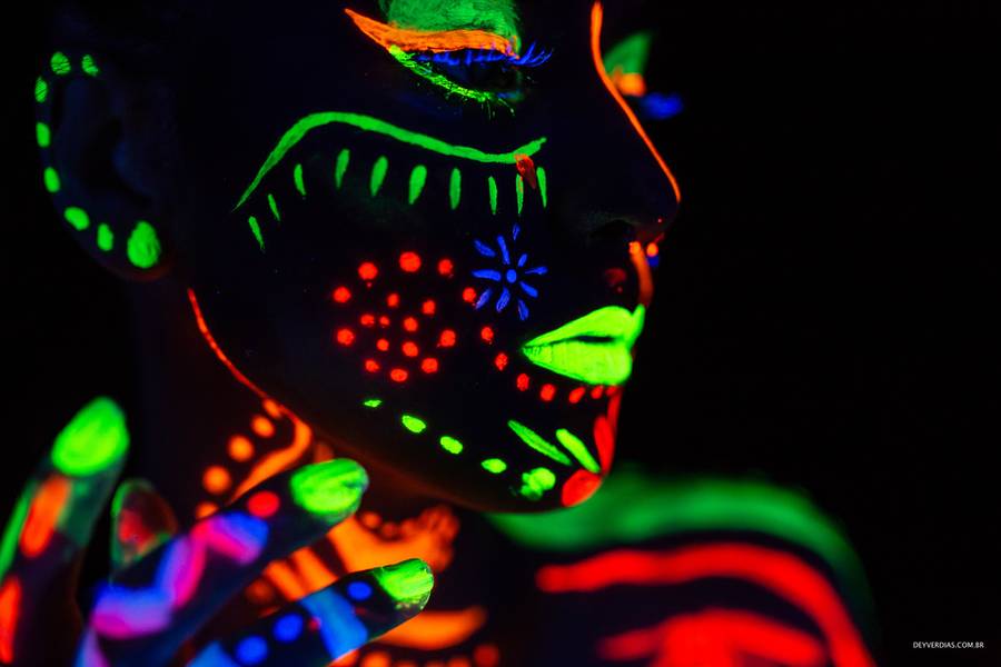 Ensaio de Ensaio Neon - Duda Soares