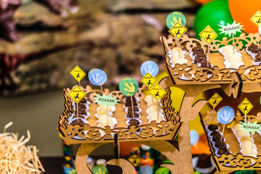 Aniversário de Enzo e Pedro - 2 e 11 anos