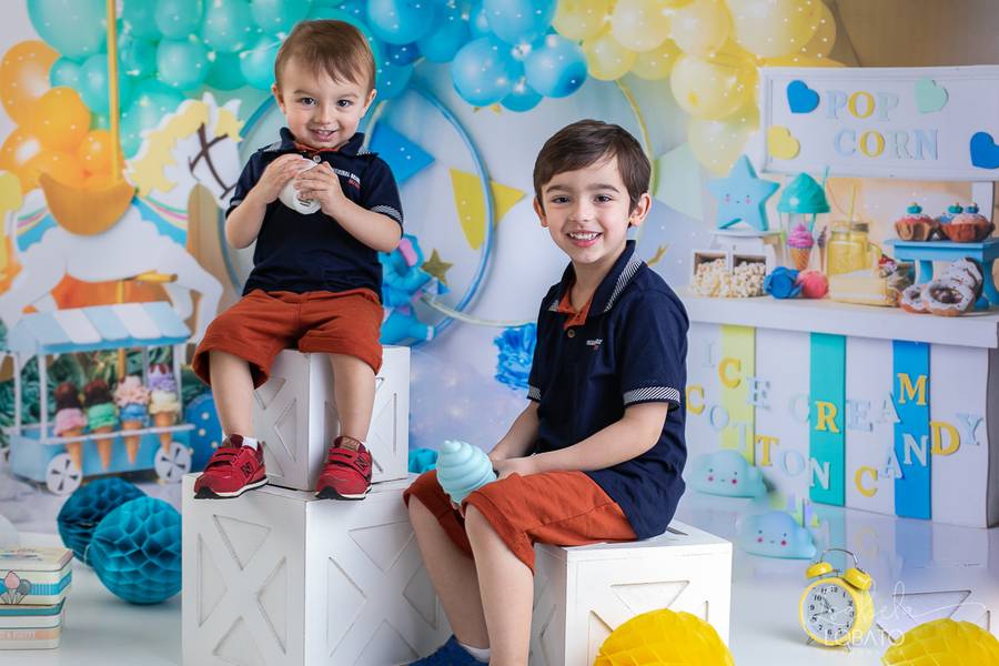 Mini Sessão de Dia das Crianças - Davi e Bento