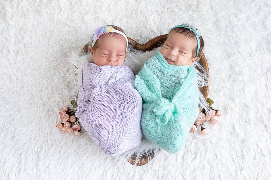 Newborn de Newborn - Cecília e Selena